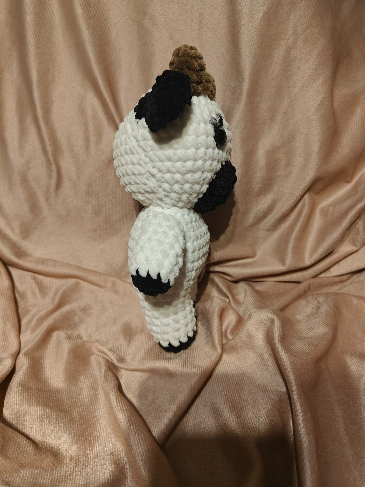 Käsitöö heegeldatud kaisuloom lehmake